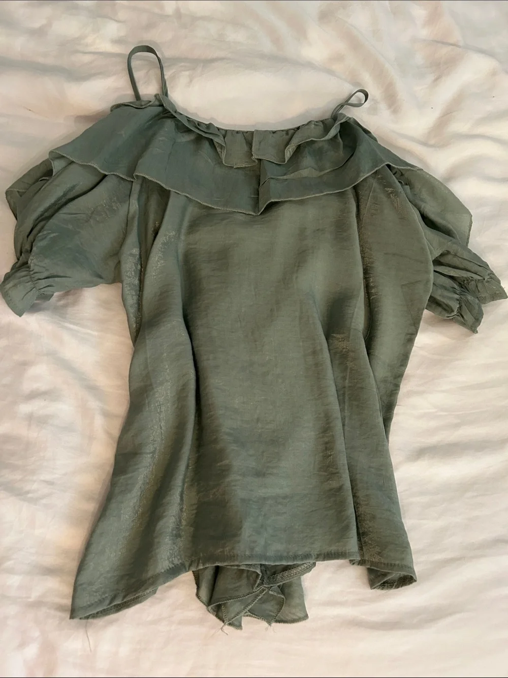 Off-Shoulder Ruffled Green Women’s Top - Picture 4 of 6